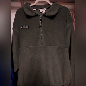 Green Long Sleeve Sweater. Mens